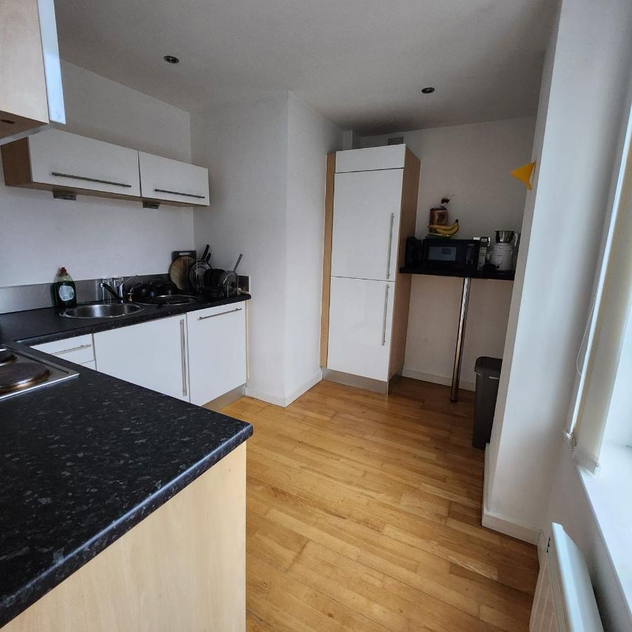 Shared Apartment - Walking From Leeds City Center Eksteriør bilde