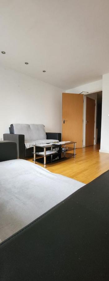 Shared Apartment - Walking From Leeds City Center Eksteriør bilde