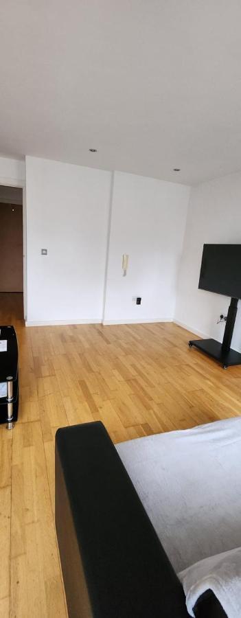 Shared Apartment - Walking From Leeds City Center Eksteriør bilde